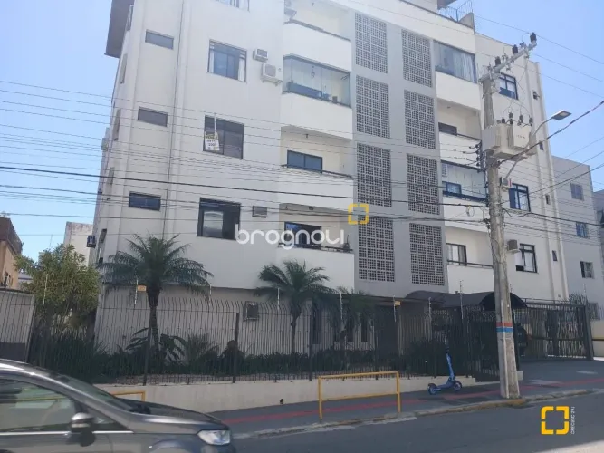 Apartamento para venda no Abraão Florianópolis 2 quartos com suíte e garagem