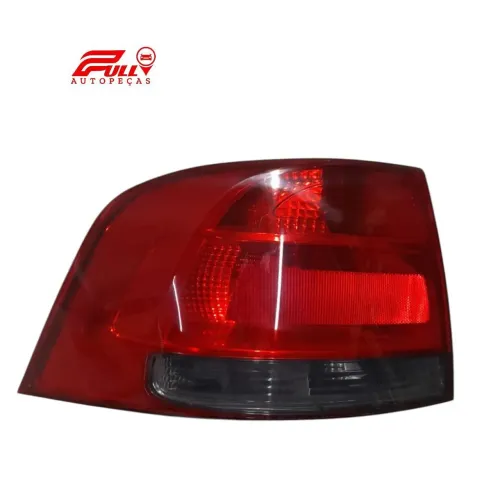 Lanterna esquerda voyage G5 fume 2008 a 2012 nova paralela