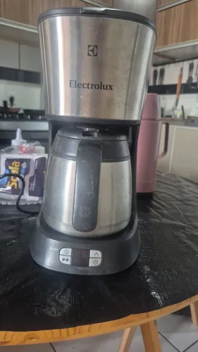 Cafeteira elétrica funcionando funcionando perfeitamente