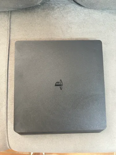 PLAYSTATION 4 SLIM 1T MÍDIA FÍSICA/ DIGITAL