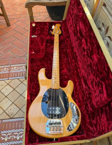 Baixo Music Man StingRay 1977