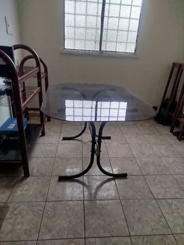 Vendo Mesa de Vidro