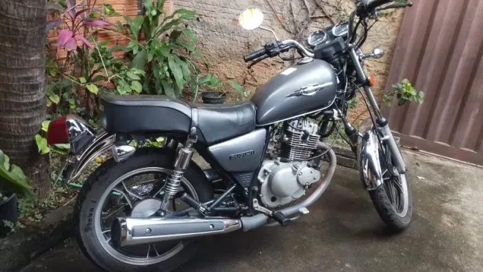 Intruder 125cc ano 2015