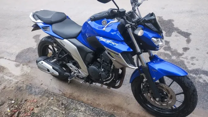Moto Yamaha FZ25 250cc
