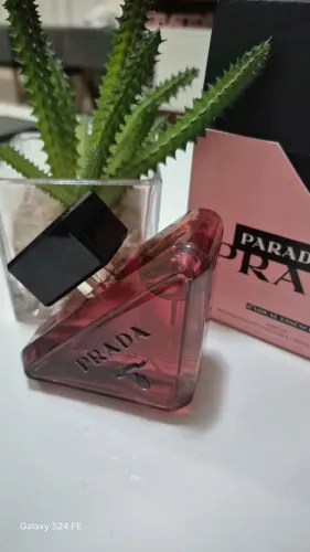 Prada Paradoxe Radical Essence Parfum 90ml - desapego