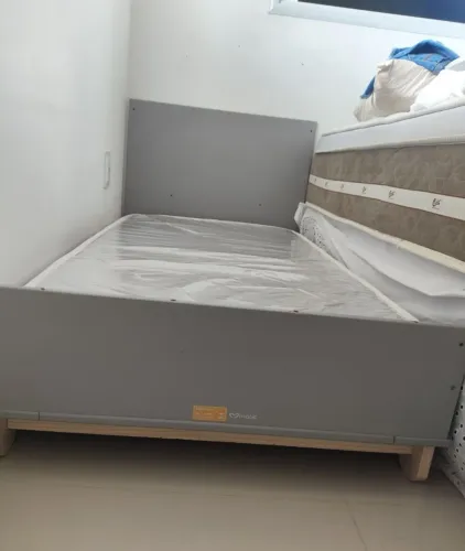 Mini cama com colchão