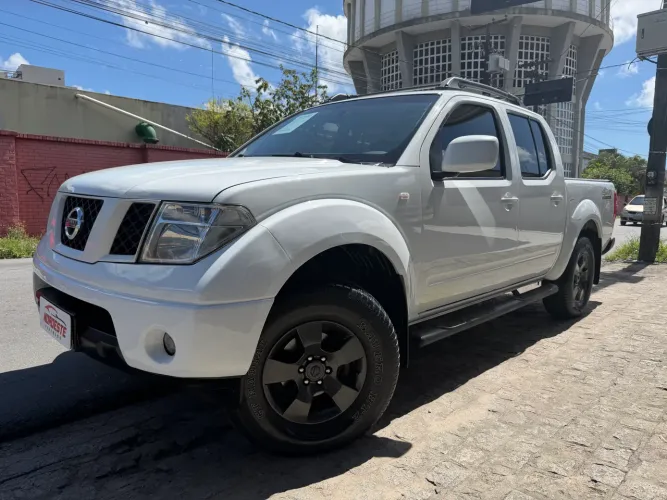Nissan Frontier XE CD 4X4 2.5 TB Diesel 2010