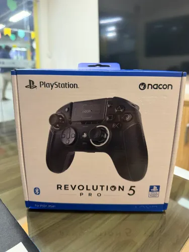 Revolution 5 pro PS5 