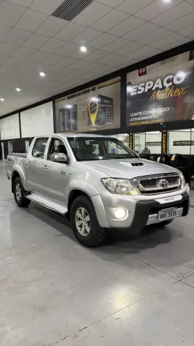 Toyota Hilux CD SRV D4-d 4X4 3.0 TDI Diesel AUT 2009