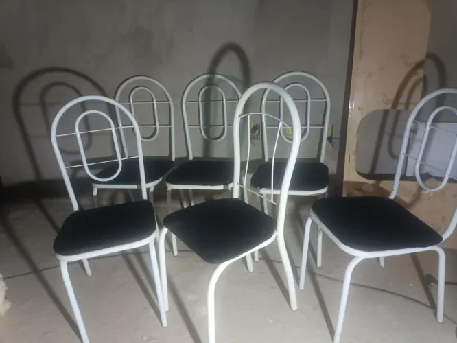 Vendo 6 cadeiras