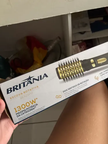 Escova secadora bivolt com caixa e nota fiscal