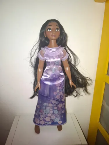 BONECA ISABELLA DE ENCANTO