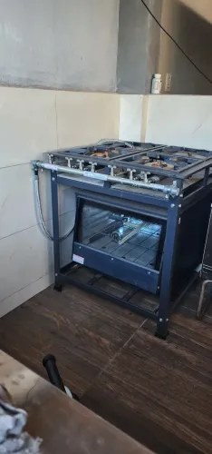 Fogão industrial 4 bocas chama dupla com forno