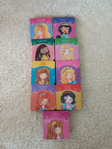 Livros infantis Capa Dura Princesas Disney - Coleção Completa