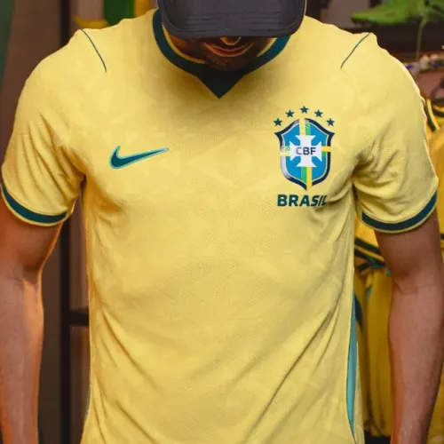 Camisa do Brasil Tailandesa Modelo Jogador