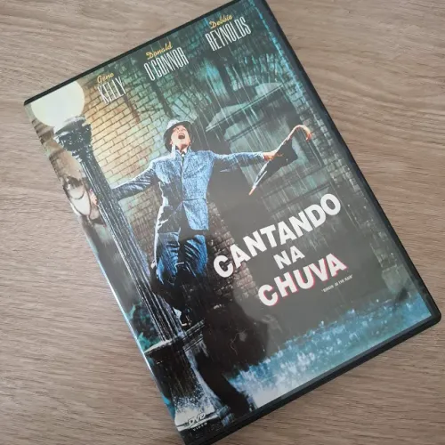 DVD: Cantando na chuva