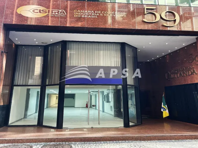 LOJA COMERCIAL COM 208M² PARA LOCAÇÃO NA RUA DA QUITANDA, NO CENTRO DO RIO DE JANEIRO. EXC