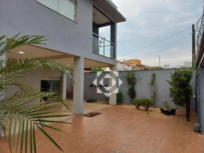 Sobrado com 4 suítes à venda, 334 m² por R$ 1.400.000 - Plano Diretor Sul - Palmas/TO