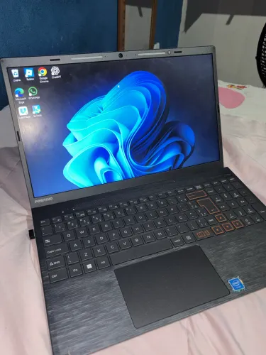 Notebook Positivo Vision C15 + Mouse de brinde + Gamepad