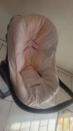 Cadeira de carro para bebê. Mais mamiquis