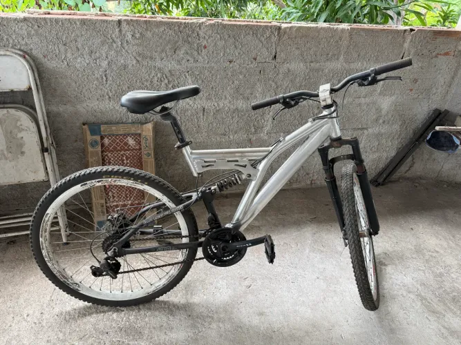 Bicicleta Mongoose Aro 26
