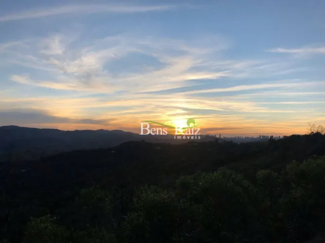 Lote à venda, Condomínio Jardins de Petrópolis, - TE0816.