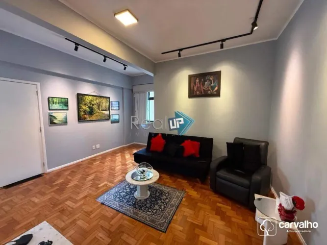 Apartamento à venda Copacabana com 117 m² , 3 quartos 1 suíte .