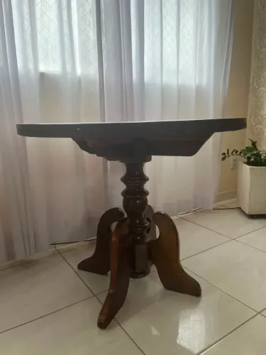 Vendo mesa madeira