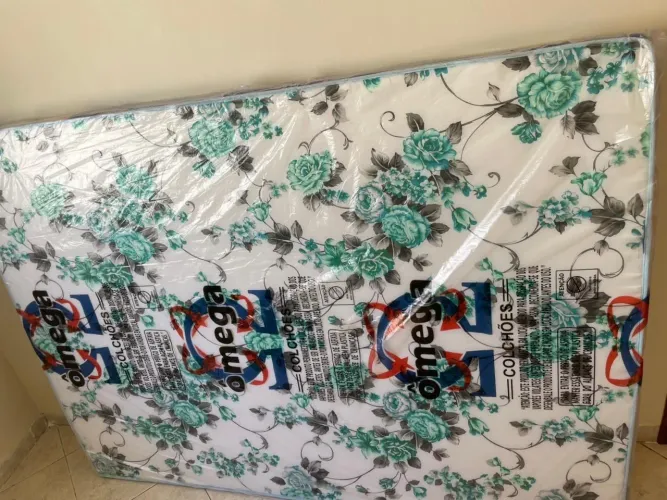Vendo colchão nunca usado de casal