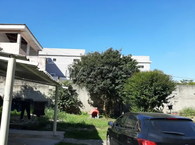 Terreno na Zona Norte no Bairro do Horto Florestal com 500m², contém 2 Casas Antigas.
