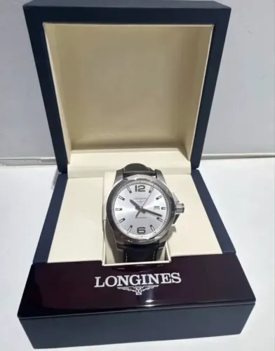 Relógio Longines Conquest Quartz L37604765