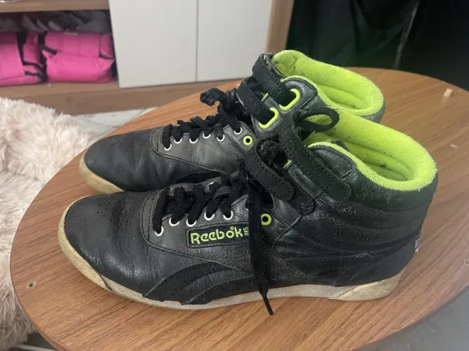 Reebok Freestyle Original VINTAGE Tam.39 (US 9) Raro