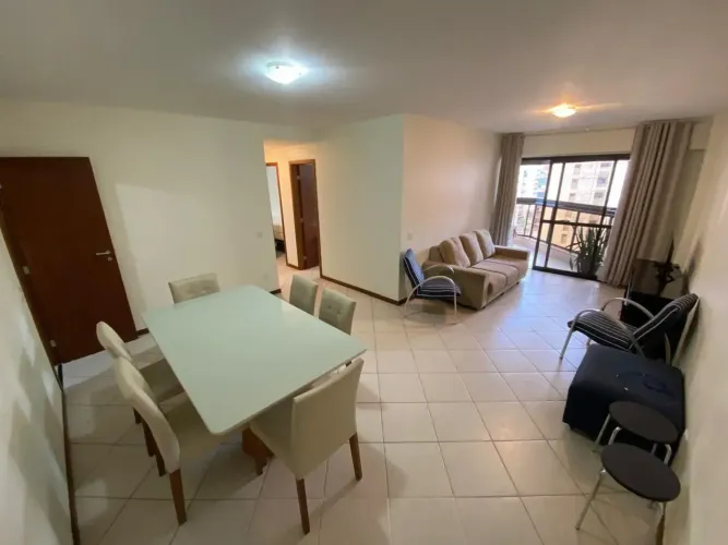 Imóvel para aluguel possui 130 metros quadrados com 3 quartos em Praia da Costa - Vila Vel