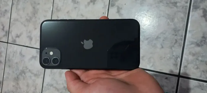 IPhone 11 para arrumar ou retirar peças 