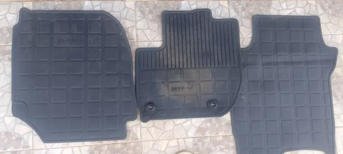 Tapetes borracha Honda WRV o Fit 2015 em diante
