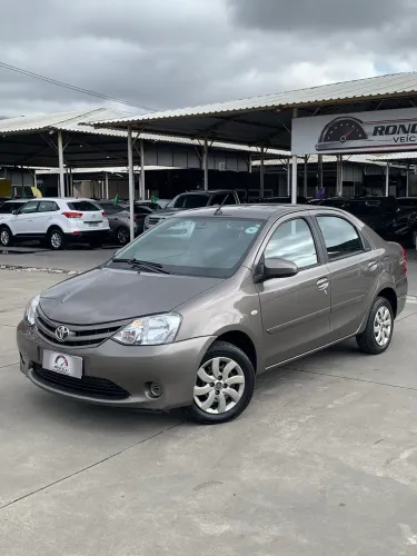 Toyota Etios XS Sedan 1.5 Flex 16V 4P Aut. 2017
