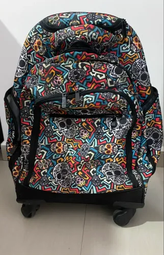 Mochila de rodinha grande 