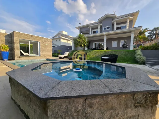 Casa de Luxo no Condomínio Mirante do Vale: 5 Quartos, 1 Suíte, Piscina e Área de Lazer Co