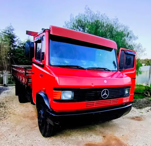 Mercedes Benz 709