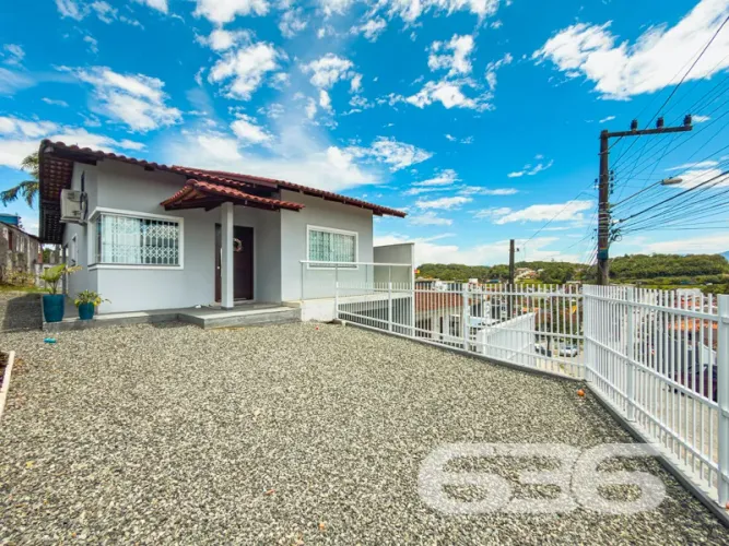 Casa | Joinville | Floresta