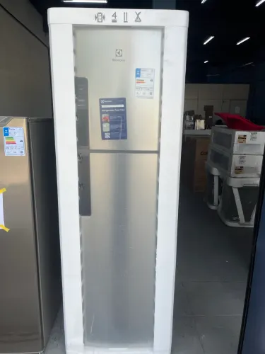 Geladeira Electrolux 400L inox nova