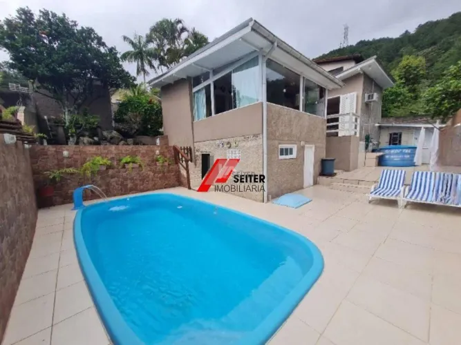 Casa de 2 domritorios a venda Florianopolis Itacorubi