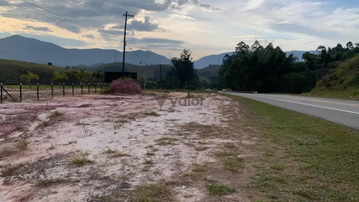 Terreno à venda em Tremembé, Centro, com 20000 m²