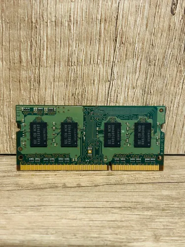 Memória MacBook Pro 17 2gb pc3