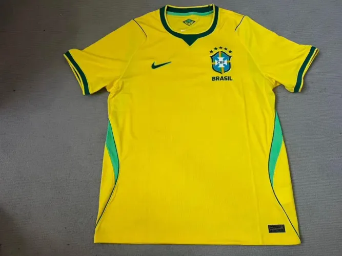 Camisas tailandesas da seleção brasileira 