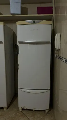 GELADEIRA BRASTEMP 330L