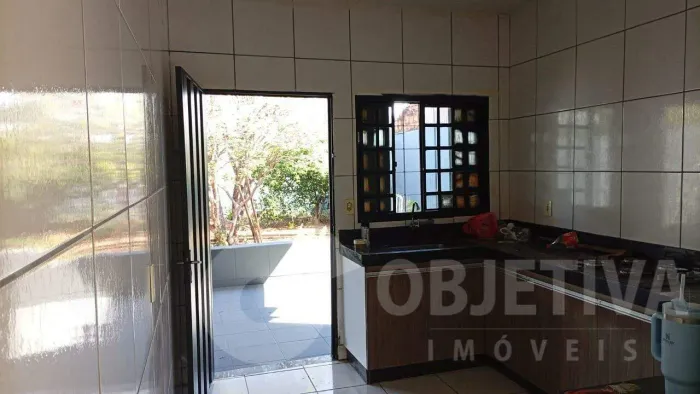 Casa para aluguel, 2 quartos, 2 vagas, LARANJEIRAS - UBERLANDIA/MG