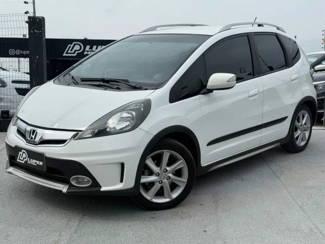Honda Fit Twist 1.5 Flex 16V 5P Aut. 2014