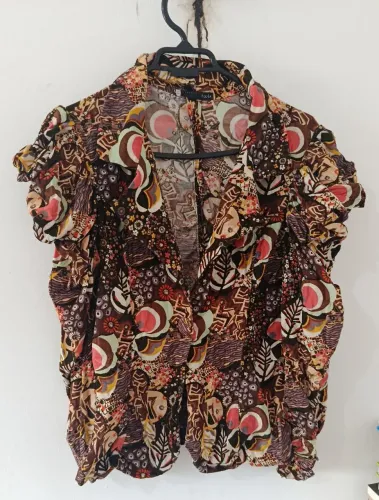 Blazer floral manga bufante
