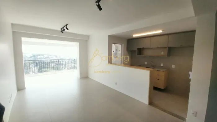 Novo ao lado do Metro Butantã, localização estratégica!!